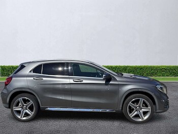 Used Mercedes-Benz GLA 2019 for sale - 78952089: Photo