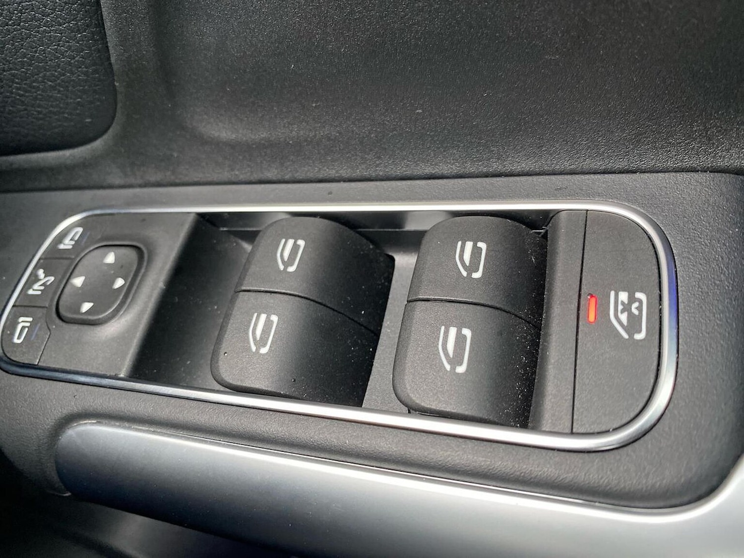 Used Mercedes-Benz EQA 2024 for sale - 76418241: Photo 21