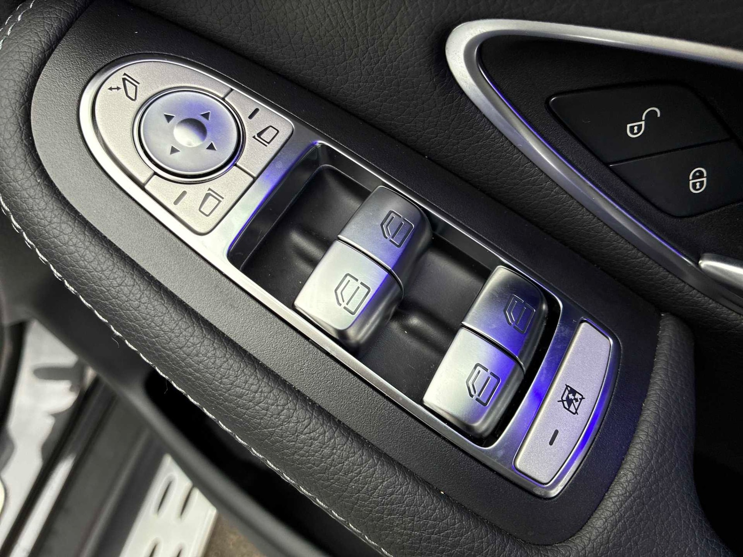 Used Mercedes-Benz EQC 2023 for sale - 78004643: Photo 21