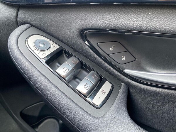 Used Mercedes-Benz C Class 2017 for sale - 76299422: Photo 21