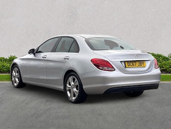 Used Mercedes-Benz C Class 2017 for sale - 76299422: Photo 2