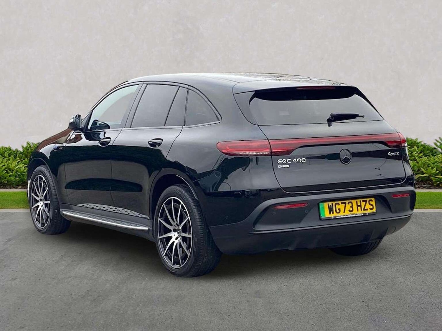 Used Mercedes-Benz EQC 2023 for sale - 77579795: Photo 2