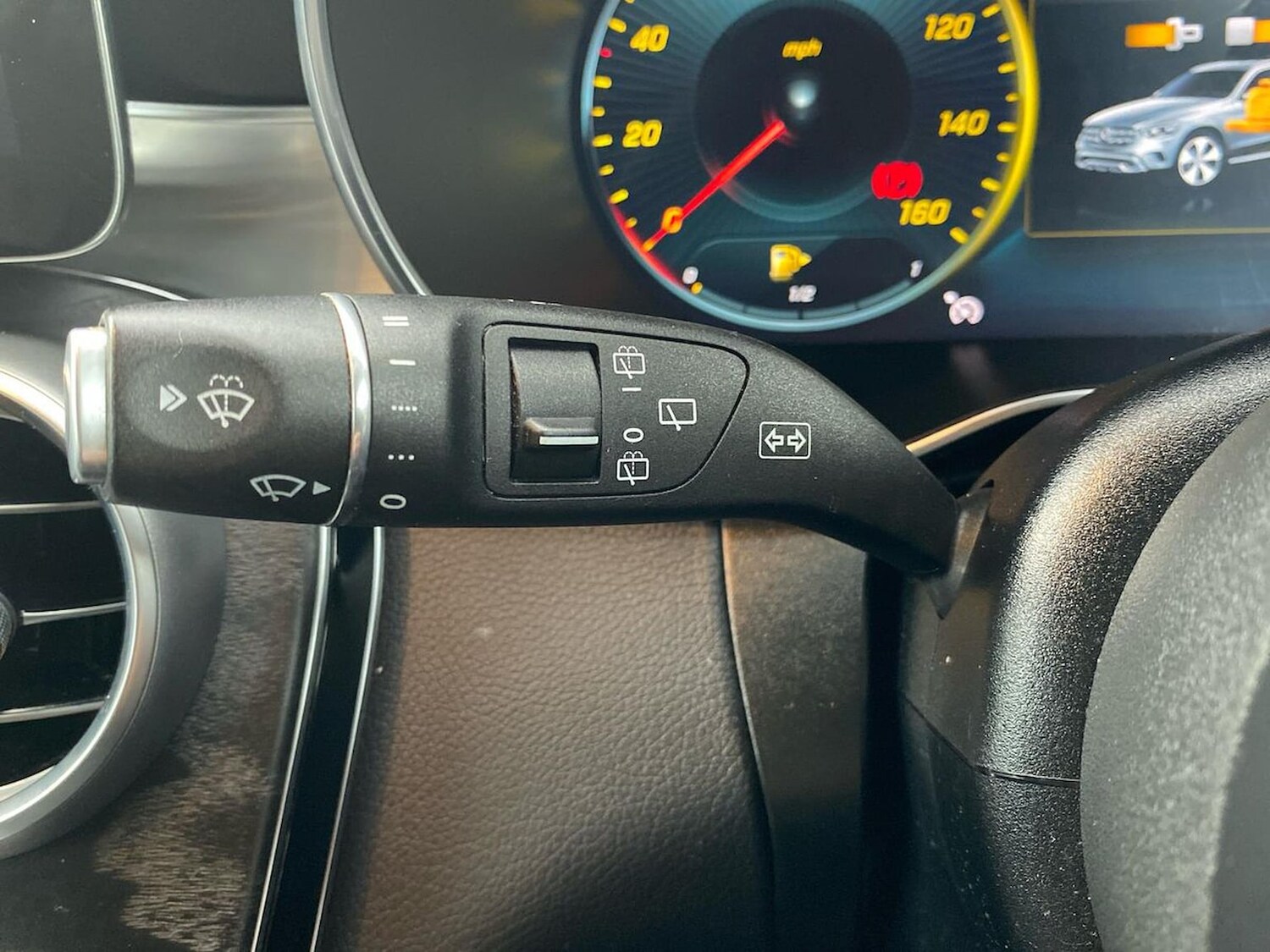 Used Mercedes-Benz GLC 2021 for sale - 76846033: Photo 28