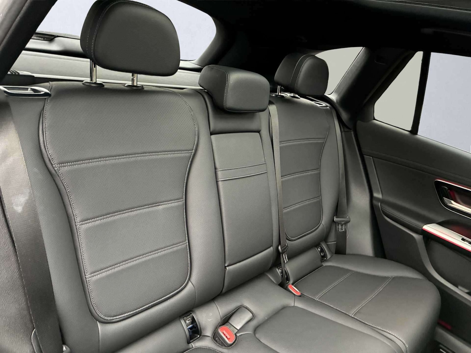 Used Mercedes-Benz GLC 2024 for sale - 78193916: Photo 18