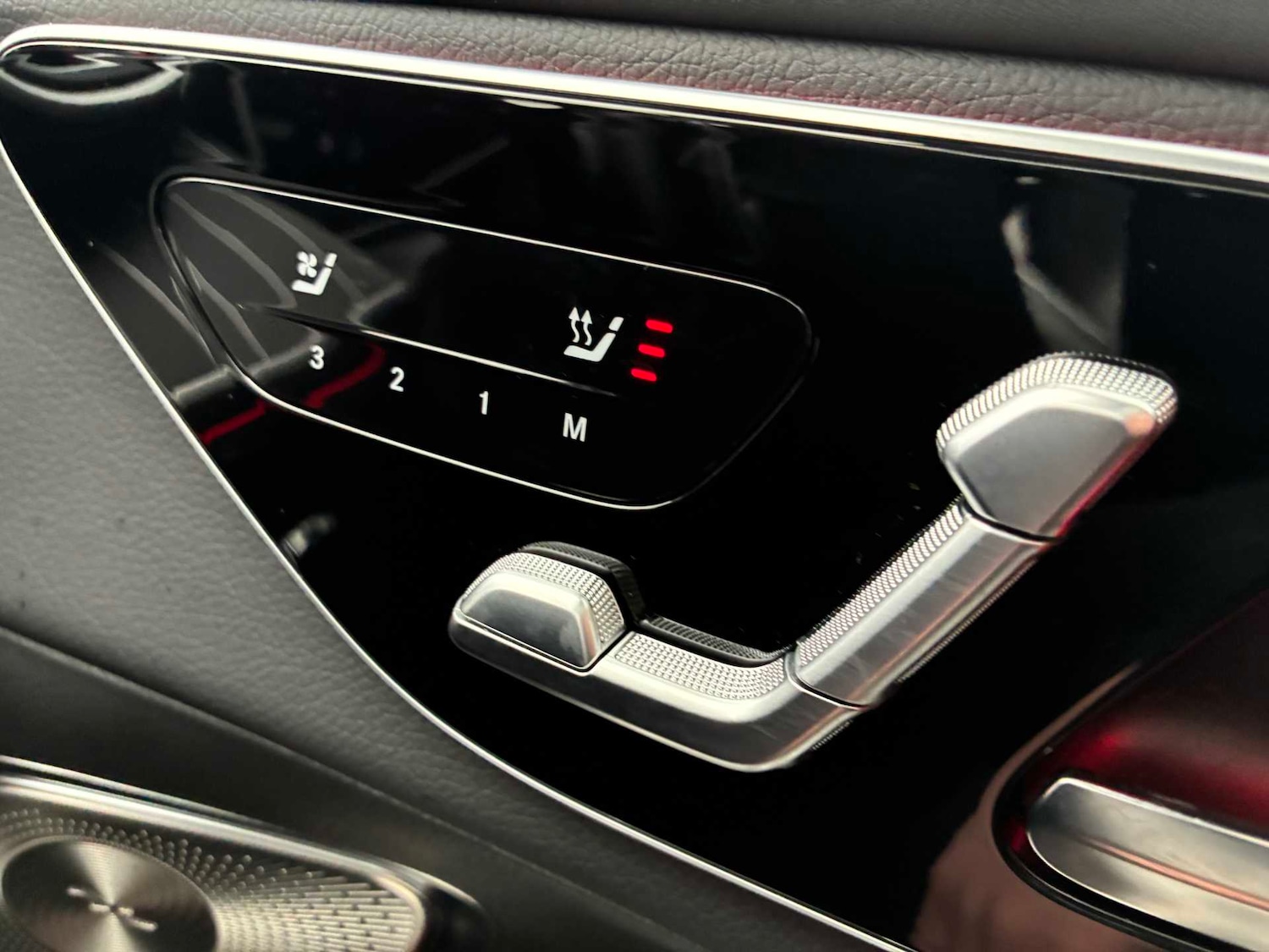 Used Mercedes-Benz GLC 2024 for sale - 78193916: Photo 27