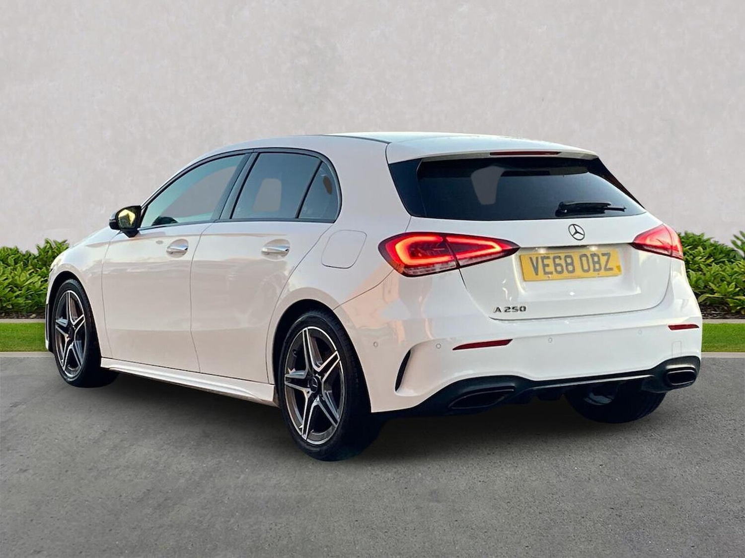 Used Mercedes-Benz A-Class 2019 for sale - 76591416: Photo 2