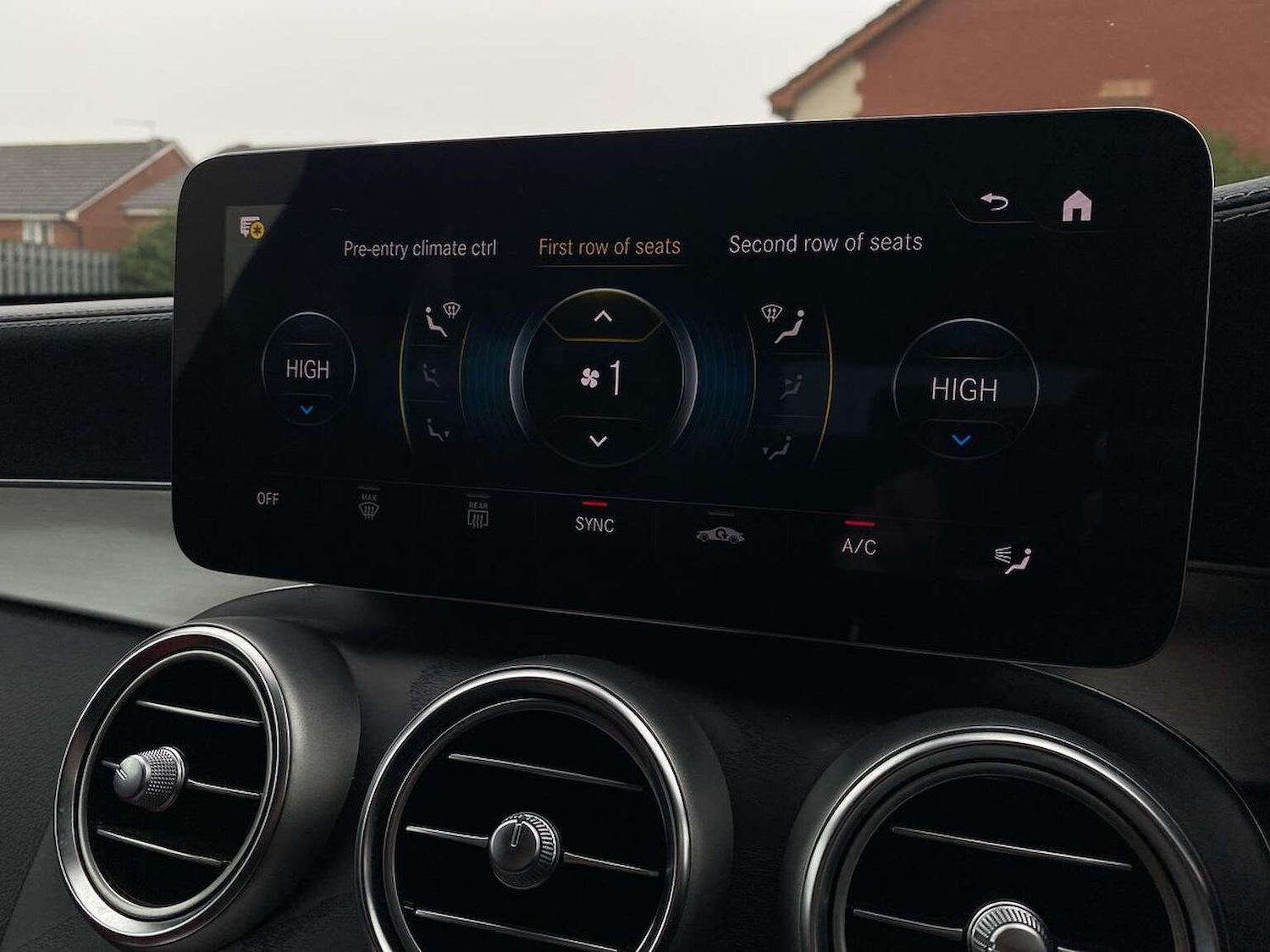 Used Mercedes-Benz GLC 2021 for sale - 77662540: Photo 12