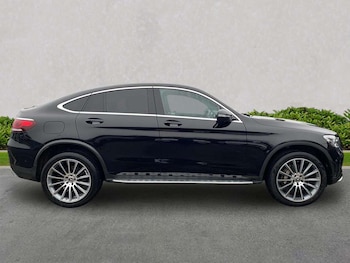 Used Mercedes-Benz GLC 2021 for sale - 77662540: Photo