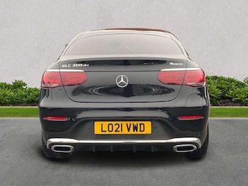 Used Mercedes-Benz GLC 2021 for sale - 77662540: Photo