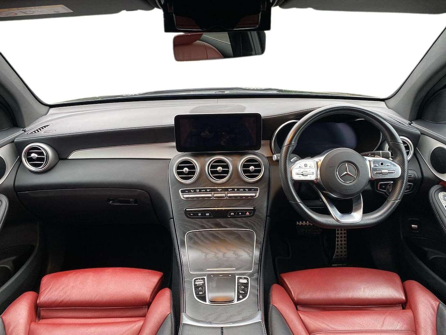 Used Mercedes-Benz GLC 2021 for sale - 77662540: Photo 8