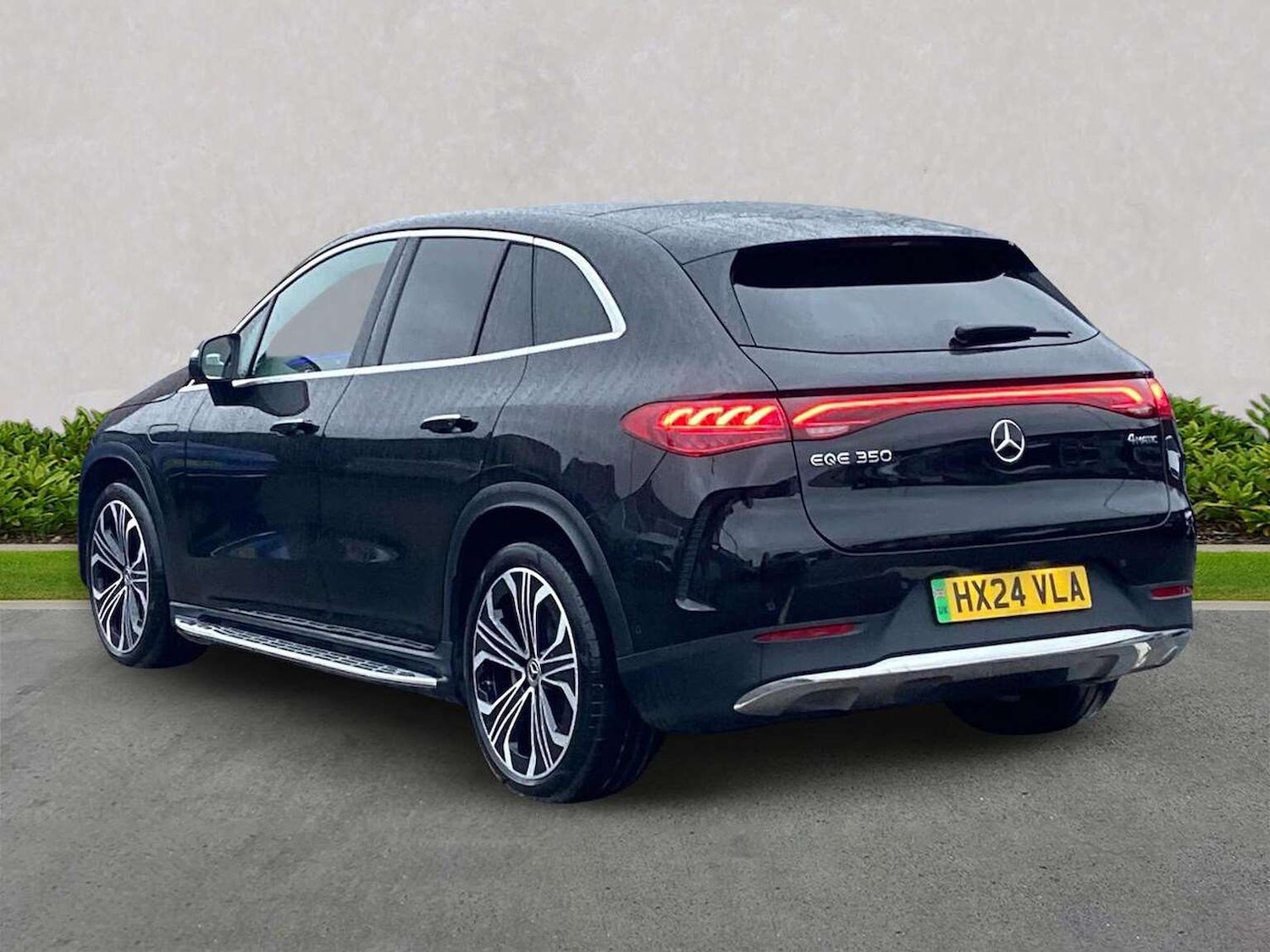 Used Mercedes-Benz EQA 2024 for sale - 78190990: Photo 2