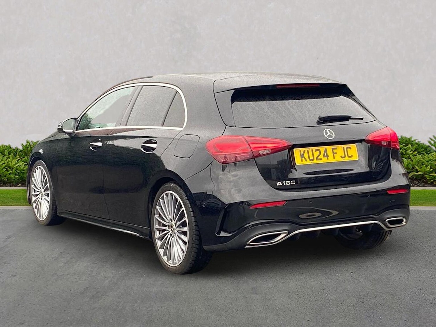 Used Mercedes-Benz A-Class 2024 for sale - 76758894: Photo 2