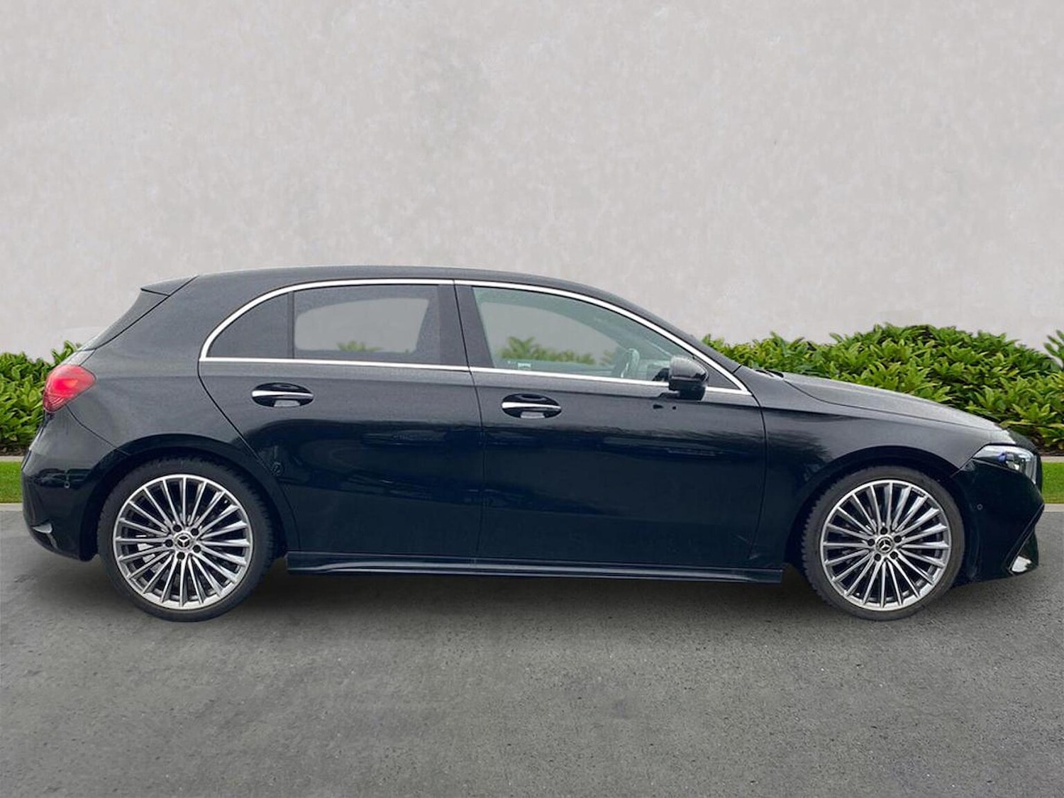 Used Mercedes-Benz A-Class 2024 for sale - 76758894: Photo 3