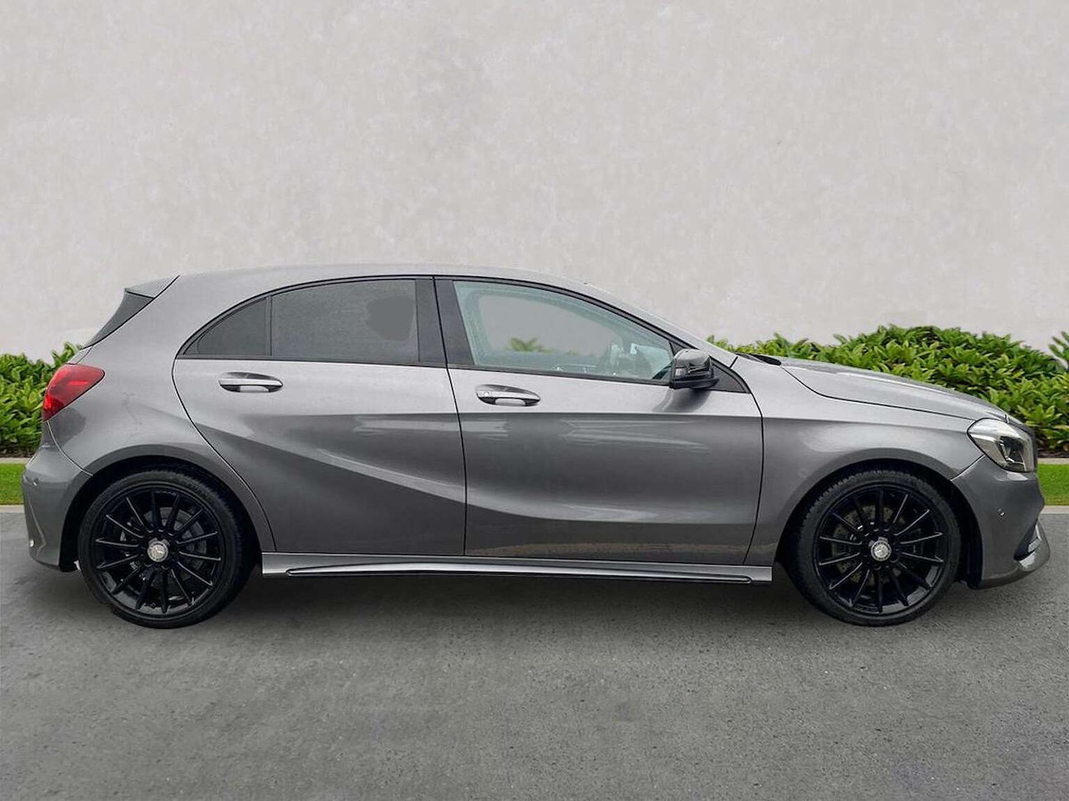 Used Mercedes-Benz A-Class 2016 for sale - 77590344: Photo 3