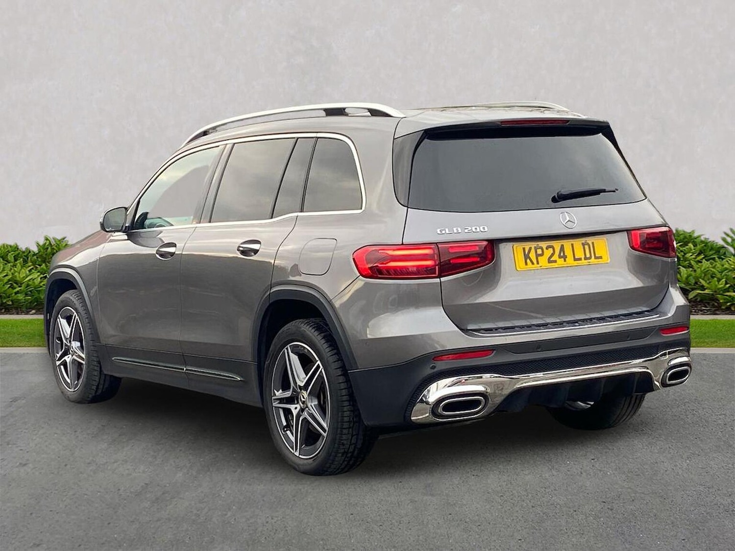 Used Mercedes-Benz GLB 2024 for sale - 76497282: Photo 2