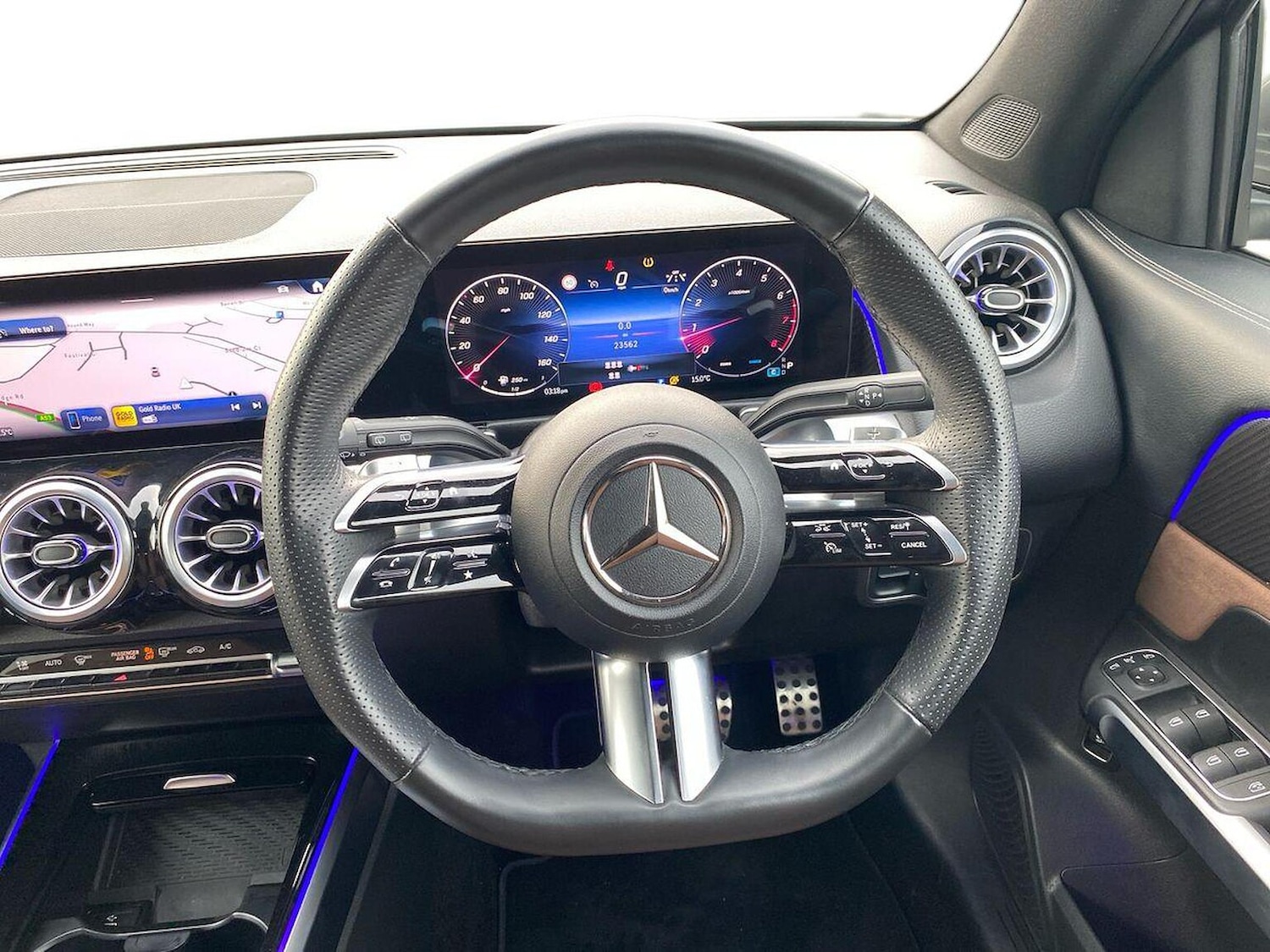 Used Mercedes-Benz GLB 2024 for sale - 76497282: Photo 9