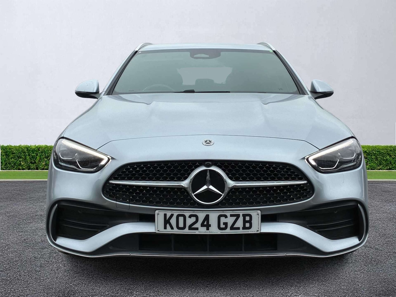 Used Mercedes-Benz C Class 2024 for sale - 78039372: Photo 2