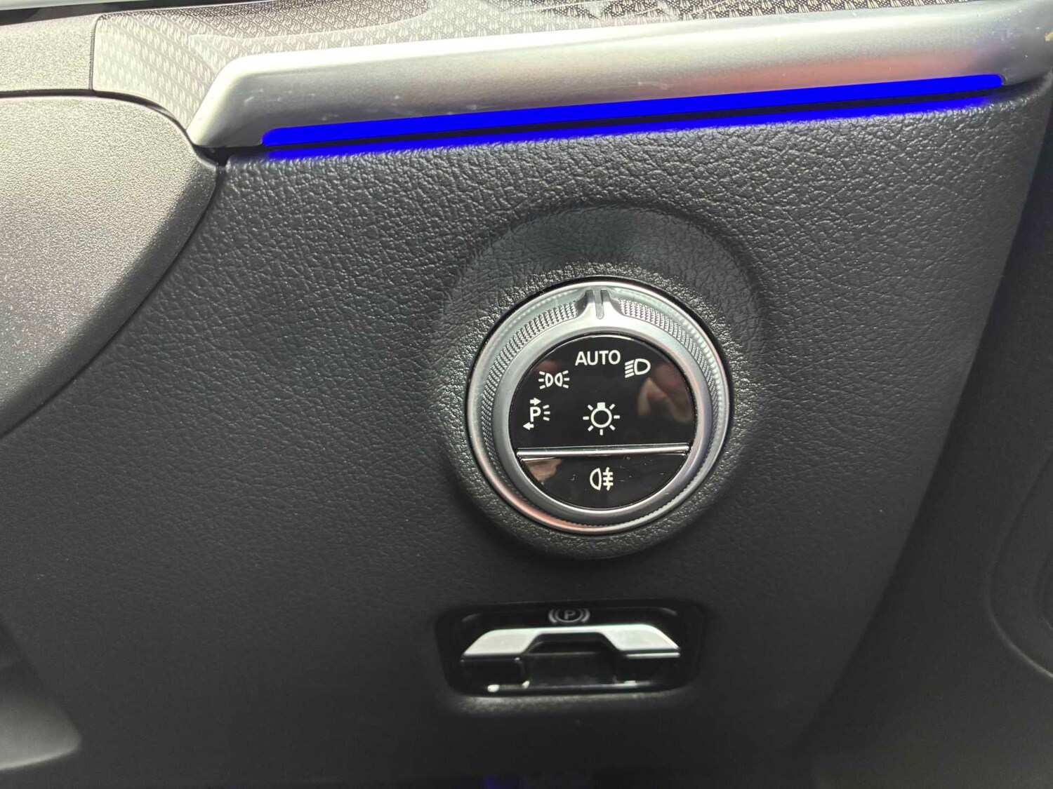 Used Mercedes-Benz C Class 2024 for sale - 78039372: Photo 27