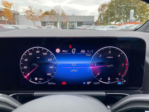 Used Mercedes-Benz GLA 2024 for sale - 76305385: Photo 10