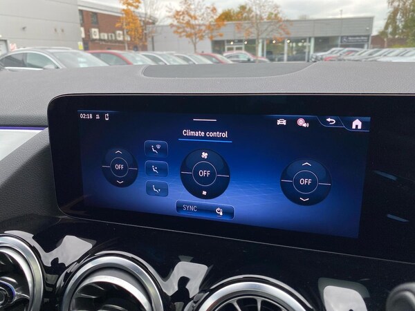 Used Mercedes-Benz GLA 2024 for sale - 76305385: Photo 12