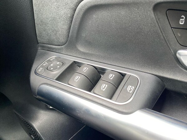 Used Mercedes-Benz GLA 2024 for sale - 76305385: Photo 21