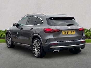 Used Mercedes-Benz GLA 2024 for sale - 76305385: Photo 2