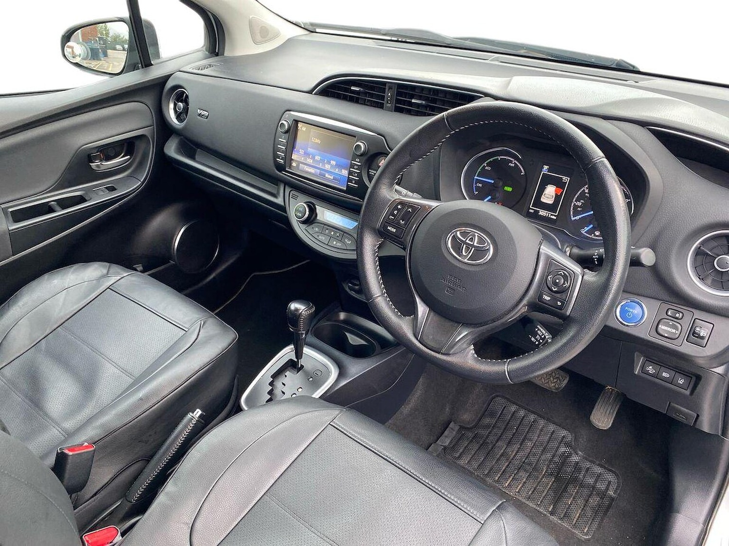 Used Toyota Yaris 2020 for sale - 76591430: Photo 15