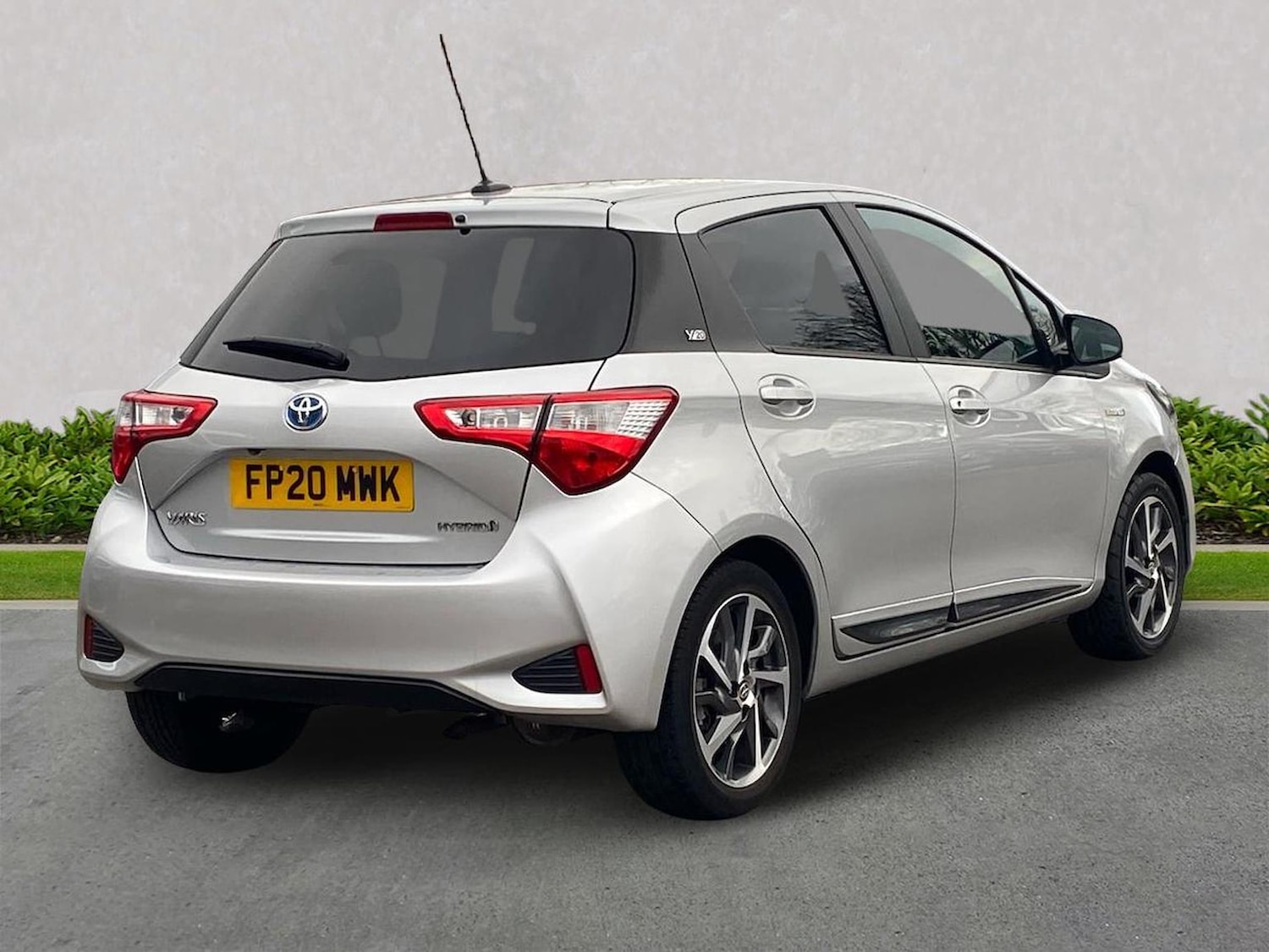 Used Toyota Yaris 2020 for sale - 76591430: Photo 18