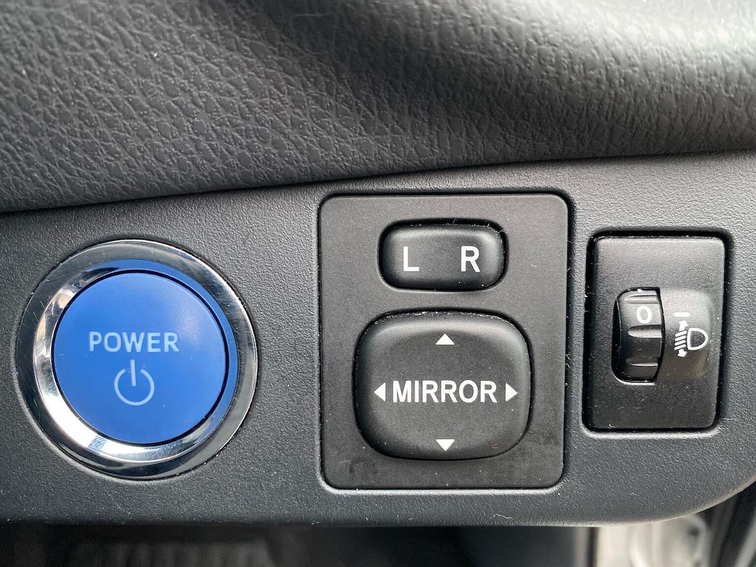 Used Toyota Yaris 2020 for sale - 76591430: Photo 22