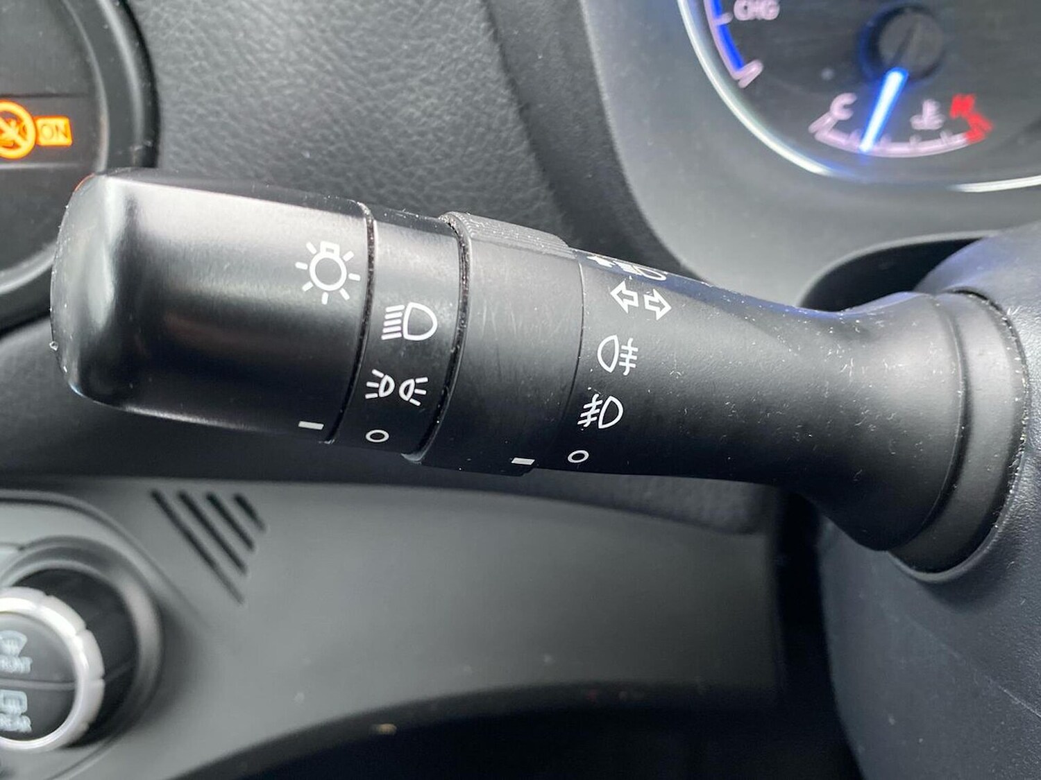 Used Toyota Yaris 2020 for sale - 76591430: Photo 28