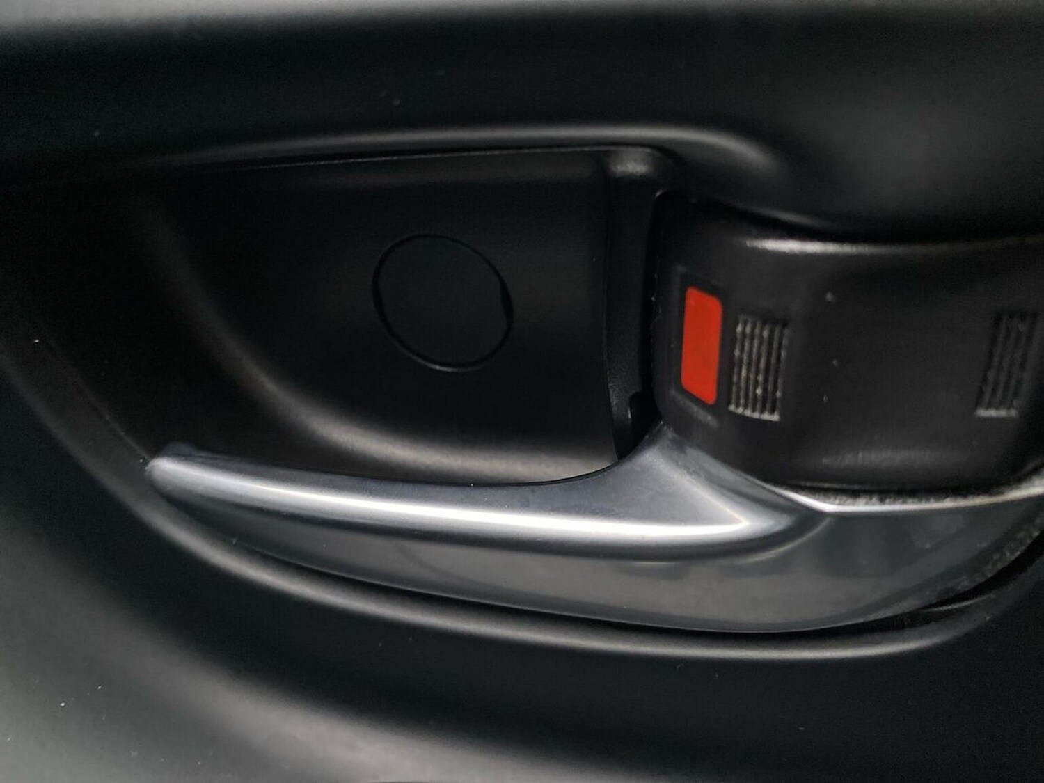 Used Toyota Yaris 2020 for sale - 76591430: Photo 30