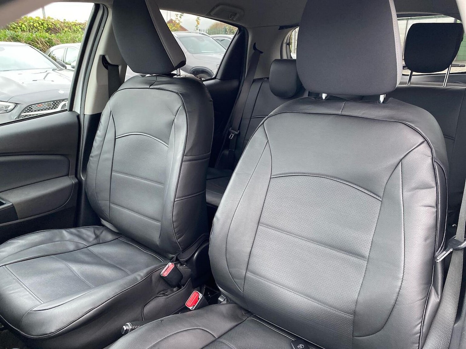 Used Toyota Yaris 2020 for sale - 76591430: Photo 39