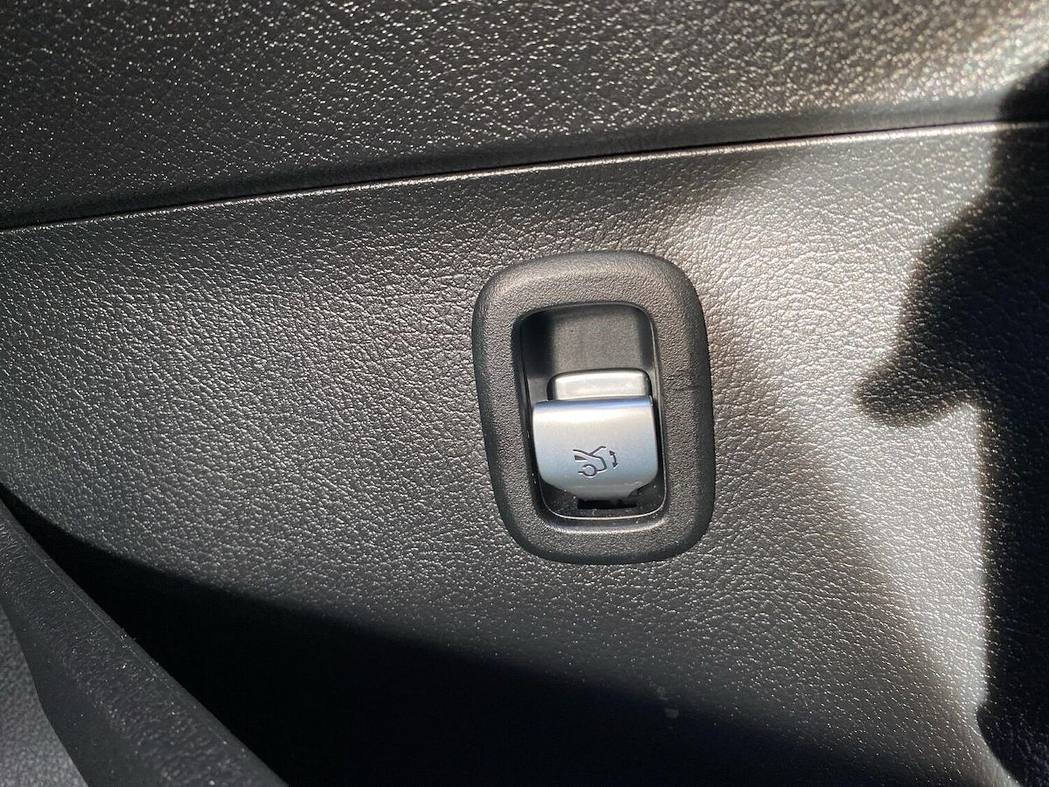 Used Mercedes-Benz C Class 2024 for sale - 77034570: Photo 40