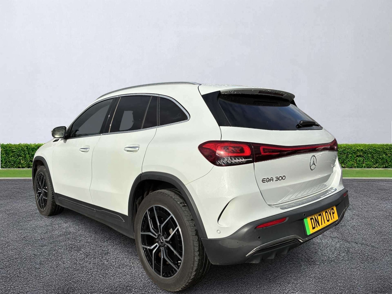 Used Mercedes-Benz EQA 2021 for sale - 78011655: Photo 2