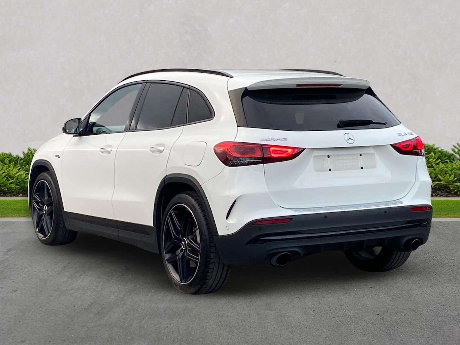 Used Mercedes-Benz GLA 2023 for sale - 77743239: Photo 2