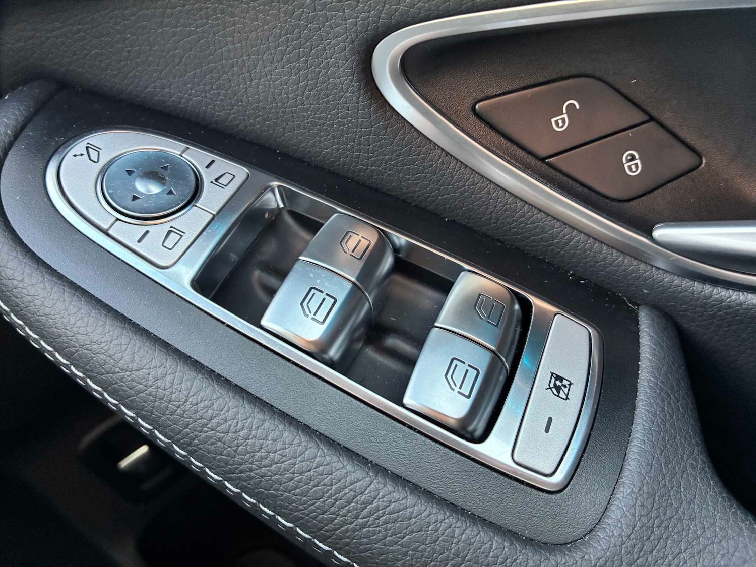 Used Mercedes-Benz EQC 2023 for sale - 78196108: Photo 21