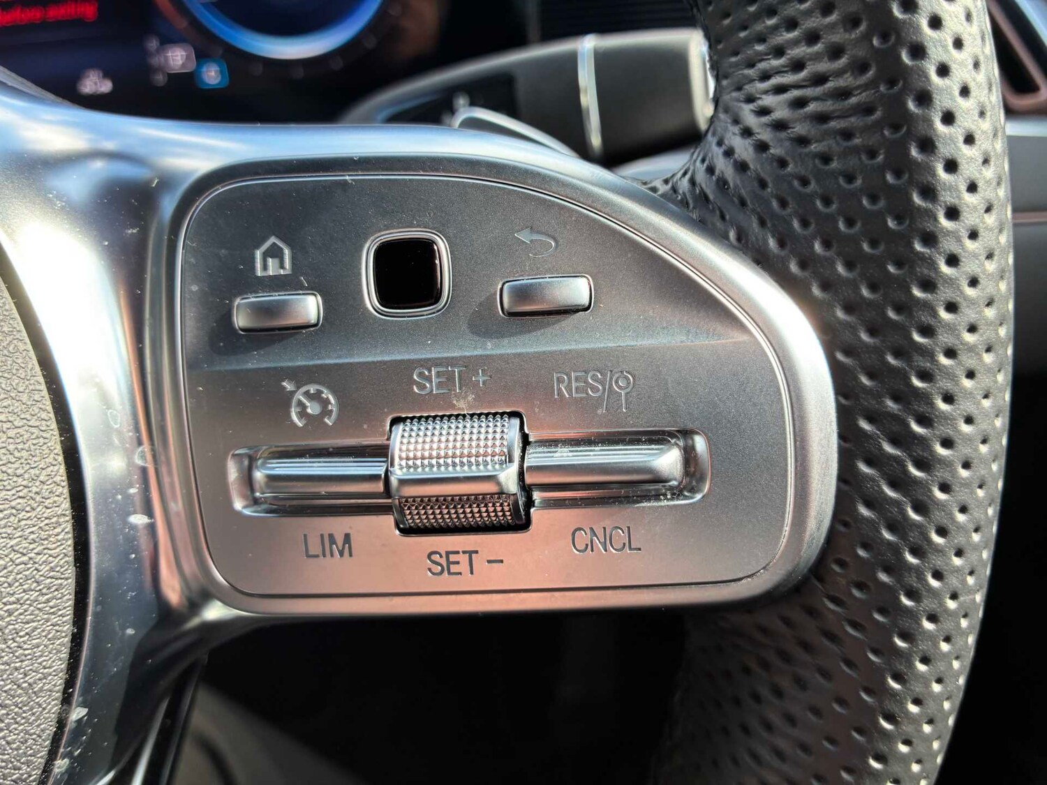 Used Mercedes-Benz EQC 2023 for sale - 78196108: Photo 23