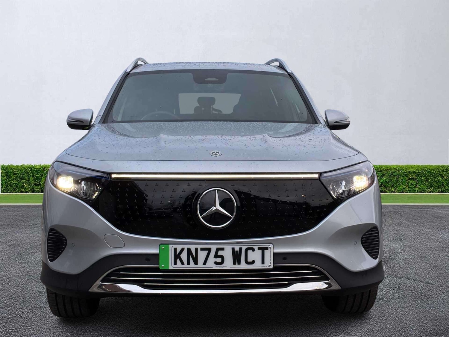 Used Mercedes-Benz EQB 2025 for sale - 78191652: Photo 2