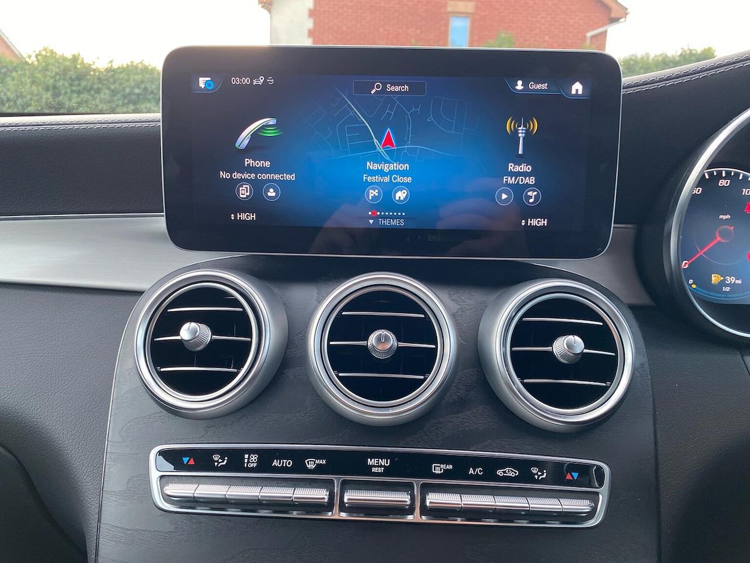 Used Mercedes-Benz GLC 2023 for sale - 76757062: Photo 11