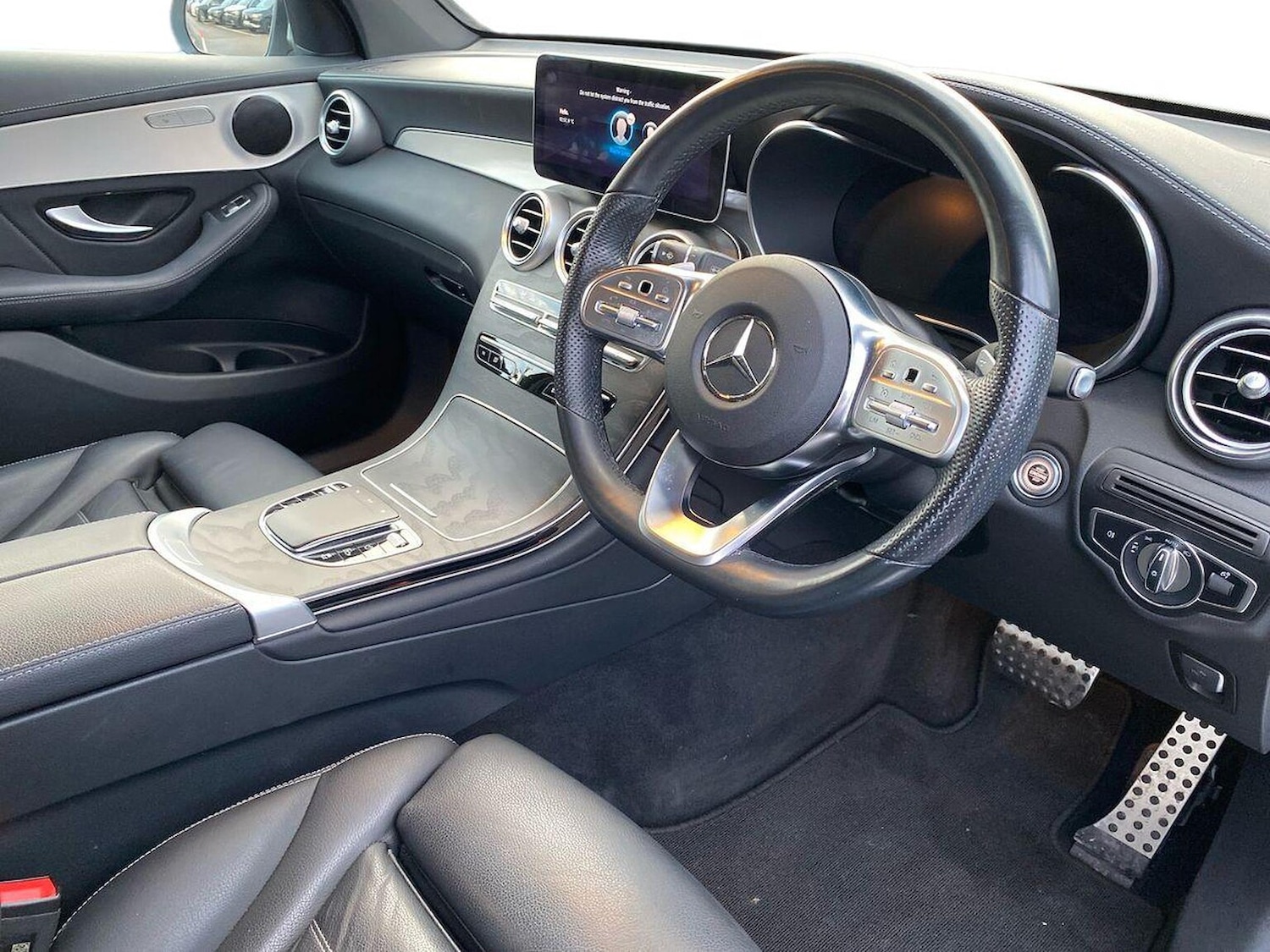 Used Mercedes-Benz GLC 2023 for sale - 76757062: Photo 15