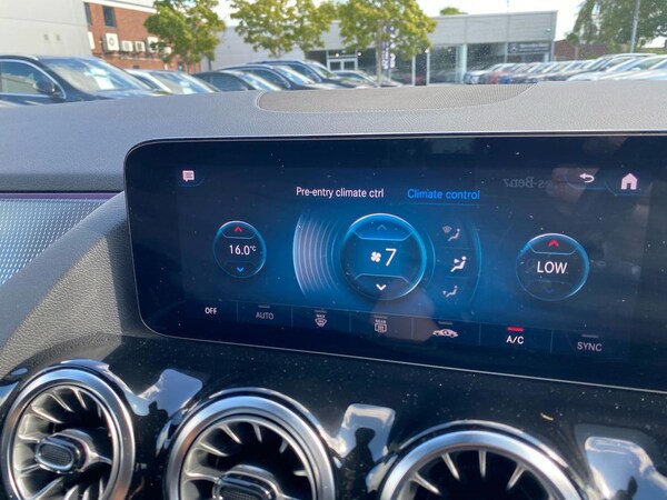 Used Mercedes-Benz EQA 2021 for sale - 76231699: Photo 12
