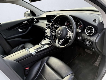 Used Mercedes-Benz GLC 2020 for sale - 78427872: Photo