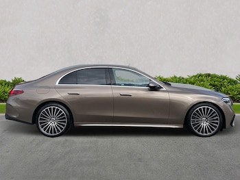 Used Mercedes-Benz E-Class 2024 for sale - 76064375: Photo 3