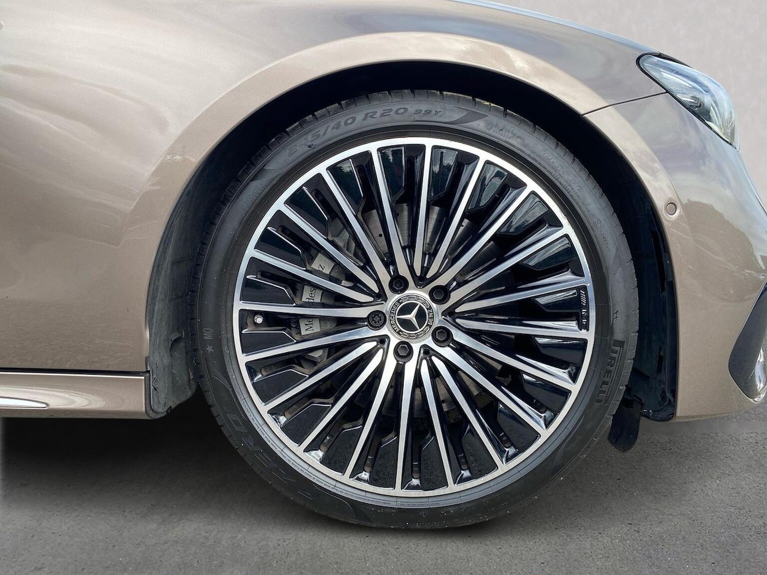 Used Mercedes-Benz E-Class 2024 for sale - 76064375: Photo 6