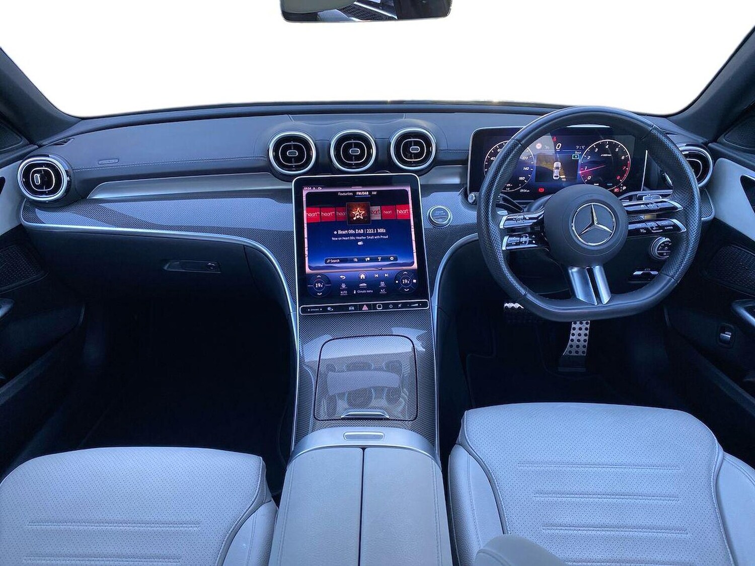 Used Mercedes-Benz C Class 2024 for sale - 76422321: Photo 8