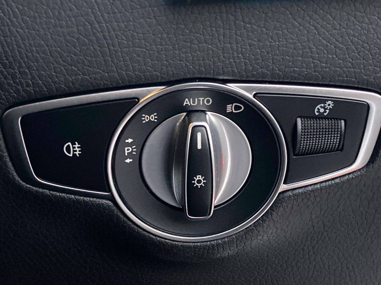 Used Mercedes-Benz EQC 2021 for sale - 77605491: Photo 31