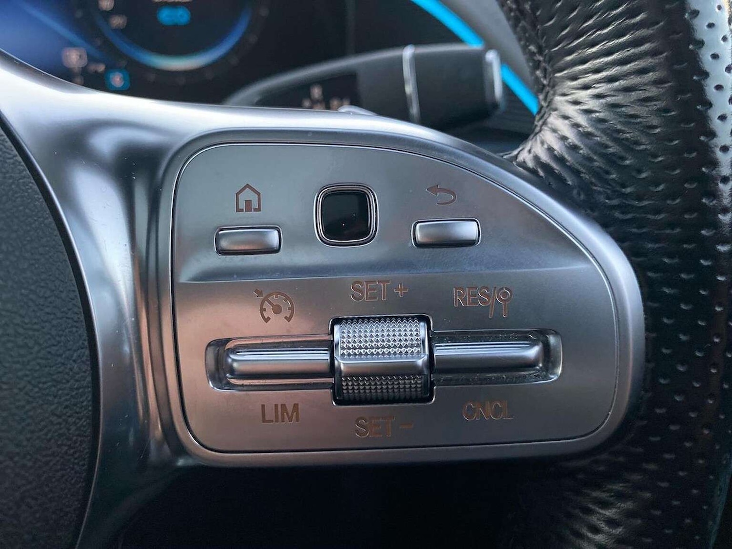 Used Mercedes-Benz EQC 2021 for sale - 77605491: Photo 36