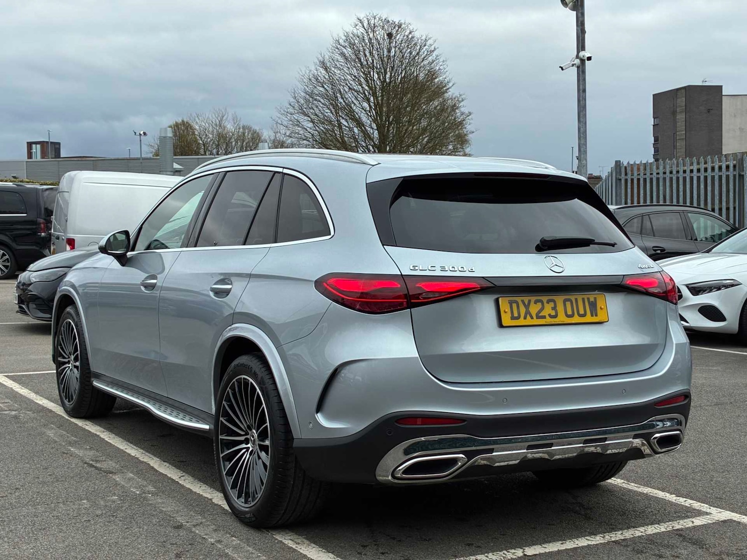 Used Mercedes-Benz GLC 2023 for sale - 78193105: Photo 2