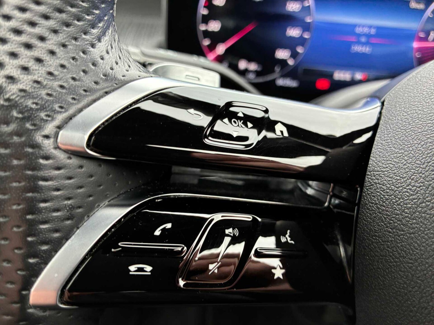 Used Mercedes-Benz GLC 2023 for sale - 78193105: Photo 22