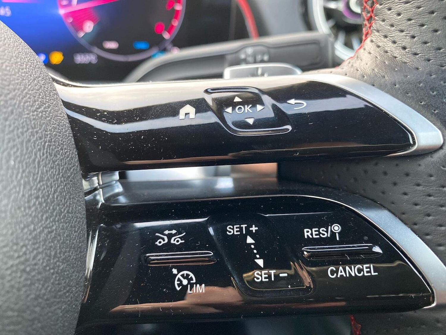 Used Mercedes-Benz GLB 2024 for sale - 76497288: Photo 27